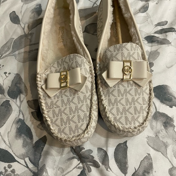 Michael Kors slippers/moccasins - Picture 2 of 2